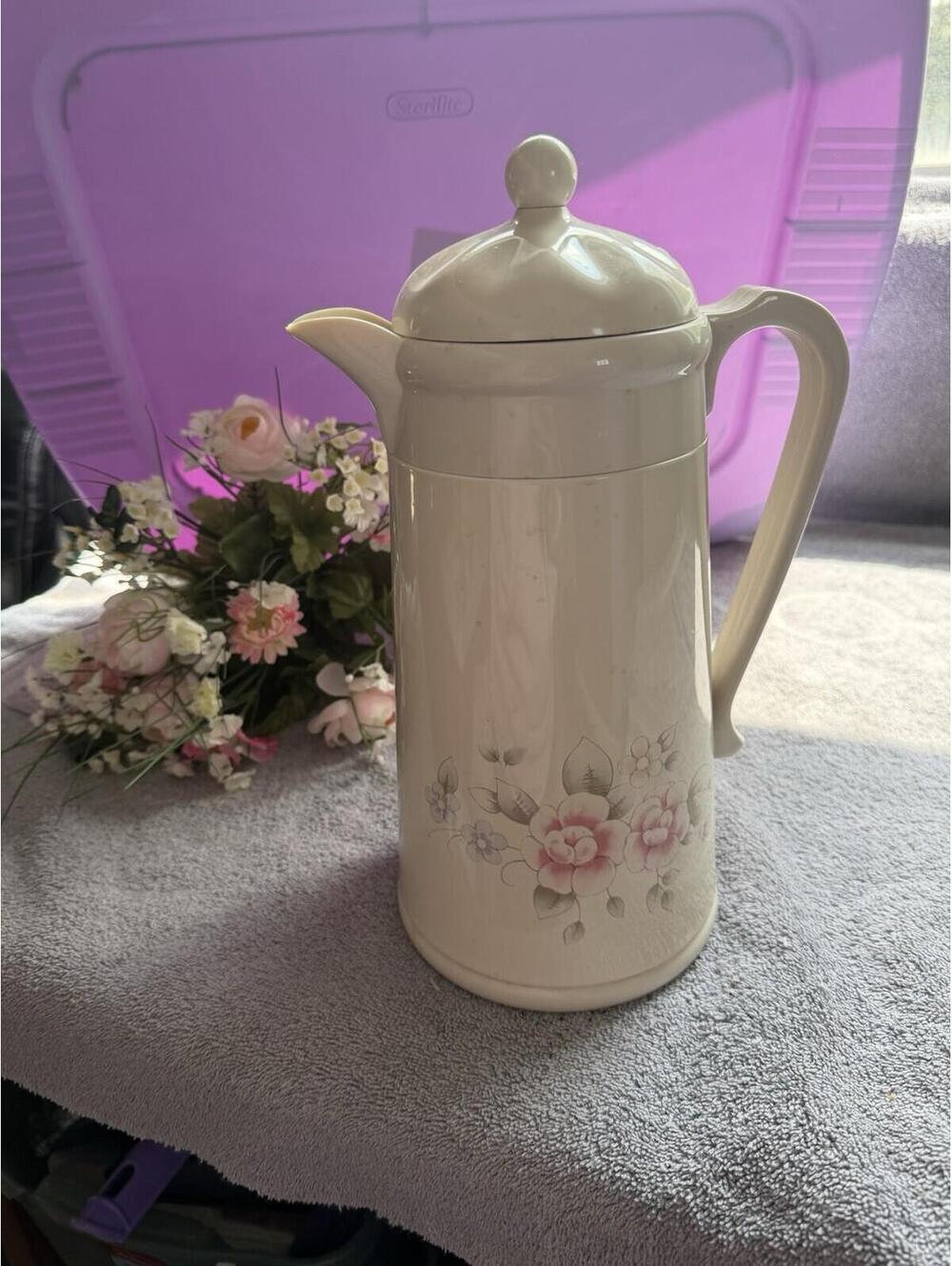 Pfaltzgraff Tea Rose Insulated Thermos Carafe
